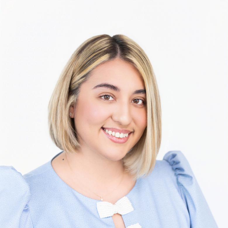 Laura Cardiel's Headshot - Agents